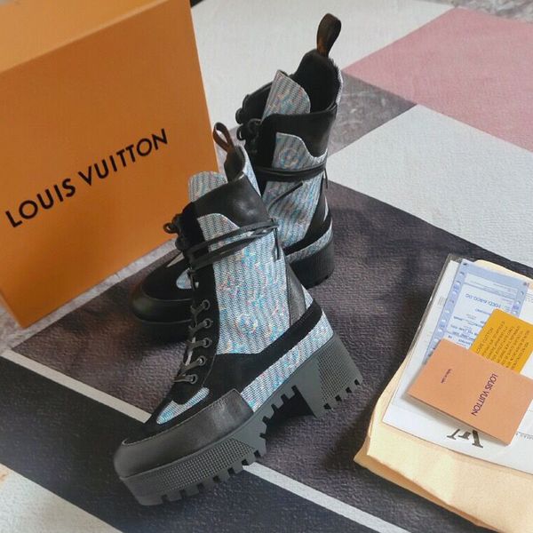 

personality round toe martin boots women's short thick bottom muffin layer leather high-end women's boots factory direct sales, Black