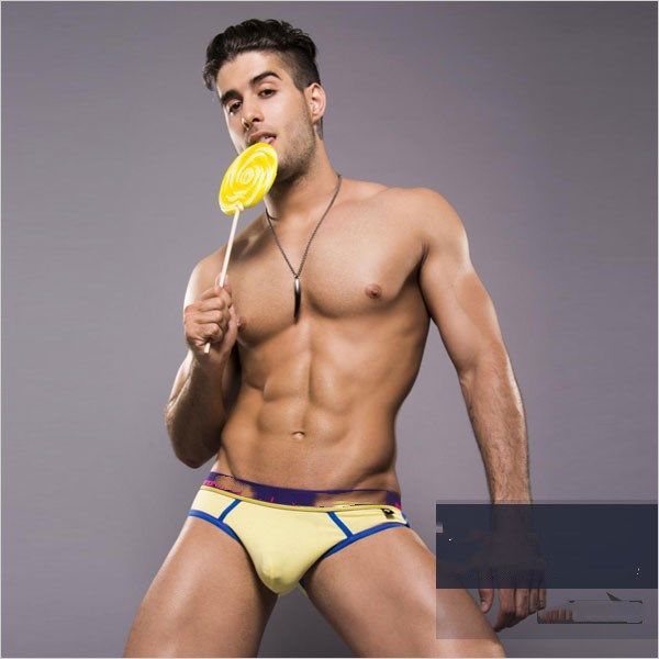 

brand new men's triangle cotton underwear jump color low waist breathable men's underwear, Black;white