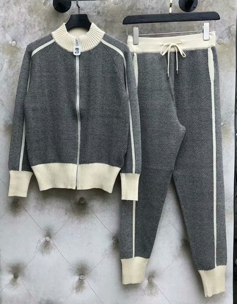 

luxury женских костюмов женщин конструктора в два шт брюки zipper куртки с шароварами костюм fashion show style winter sport casual костюмом, White