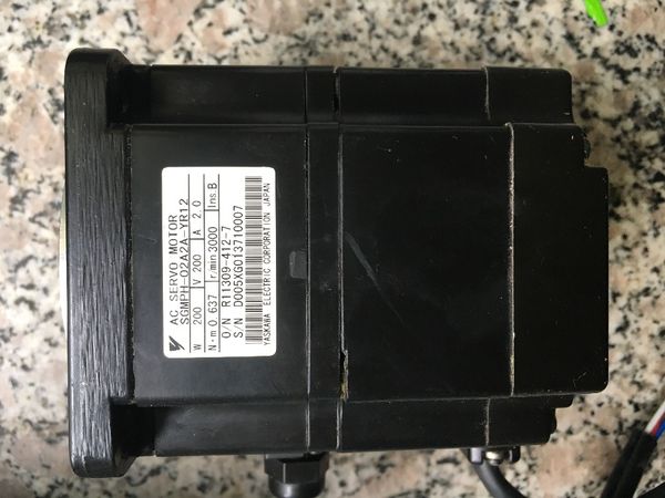 

100% испытала работу идеально подходит для ac servo motor sgmph-02a2a-yr12