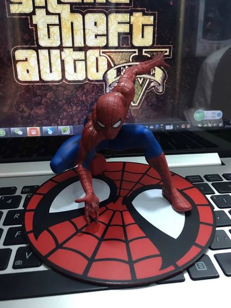 

cartoon toy artfx + super spider man bag model