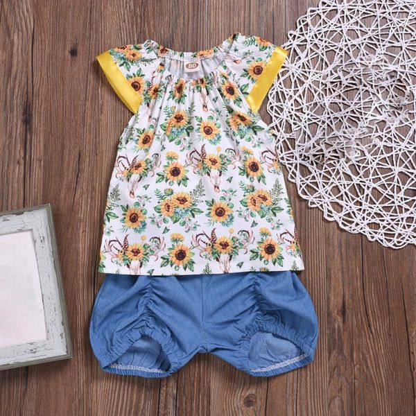 

summer children baby girls casual floral pattern short sleeve vest+shorts suits costume set, White