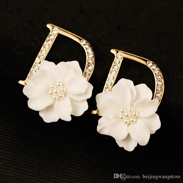 

european style women zircon letter earrings 18k gold plated white pearl flower stud earrings for party brand jewelry, Golden;silver