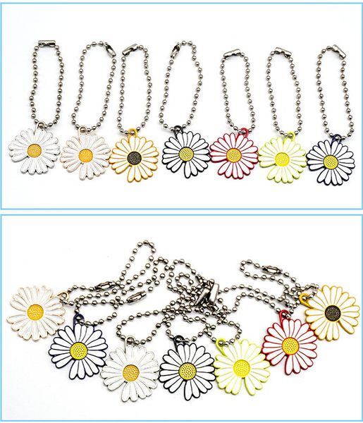 

малый маргаритка цепи кулон небольшой свежий сплав мужчина и женщины могут использовать хип-хоп обувь аксессуары одежды, дешевые тенденции м, Black