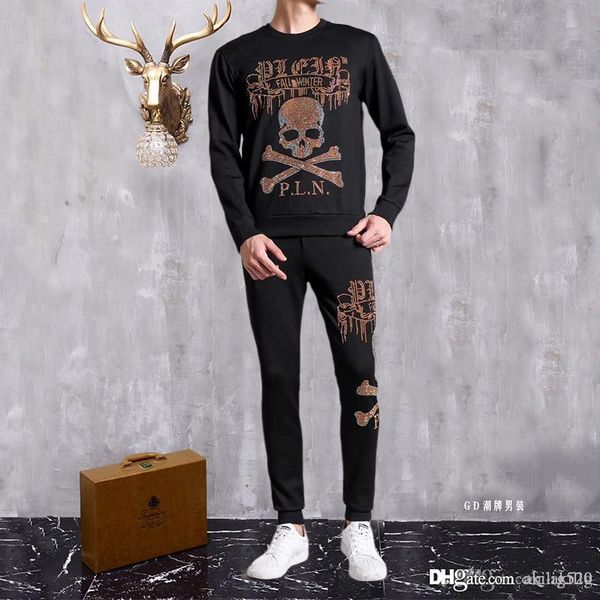 

2019 autumn and winter new slim sports suit men's tide brand rhinestone skull fashion round neck youth long-sleeved sweater size, Gray