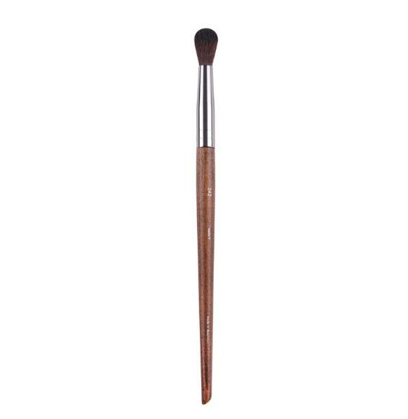 

f242 flame-shaped smudge nose shadow brush eye shadow brusher makeup brush tool beauty