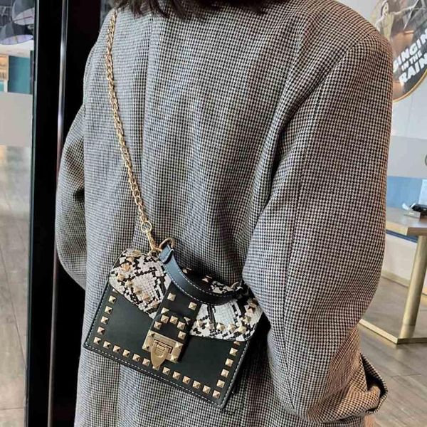 

women retro snake print handbag rivet small square bag womes casual wild chain shoulder bags lady messenger bags bolsa feminina