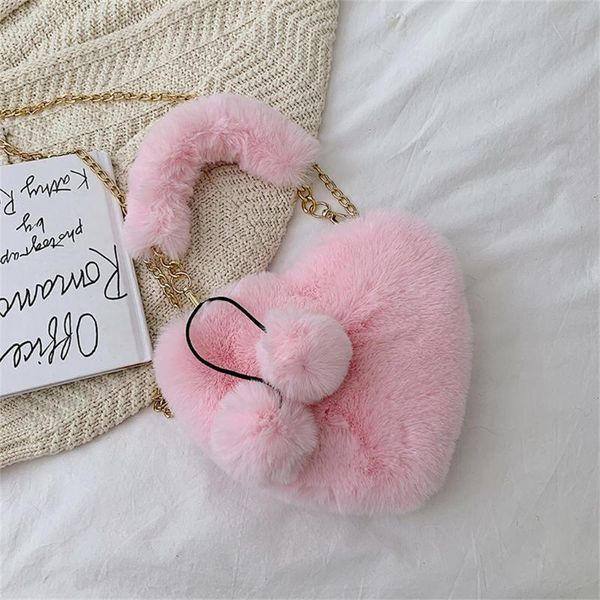 

38 # дамы сумки плеча зимы furry crossbody hear-формы сумки способа женщин ретро молния ручки сумки мягкие ручки цепи