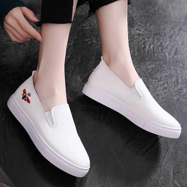

women shoes 2020 spring white flat platform leather shoes women casual sneakers mules woman ladies, Black