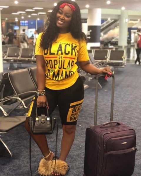 

womens designer outfit street fashion women two-piece letter short-sleeved t-shirt + sports pants suit 2020 new style outdoor sportswear, White