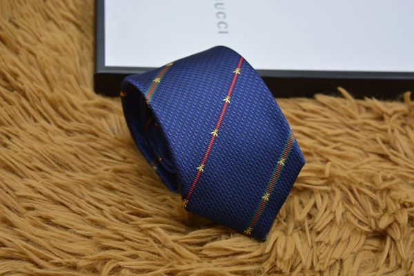 

Мужские галстуки New Brand Man Модные буквы Полосатые галстуки Hombre Gravata Тонкий галстук Классический деловой повседневный зеленый галстук для мужчин 722