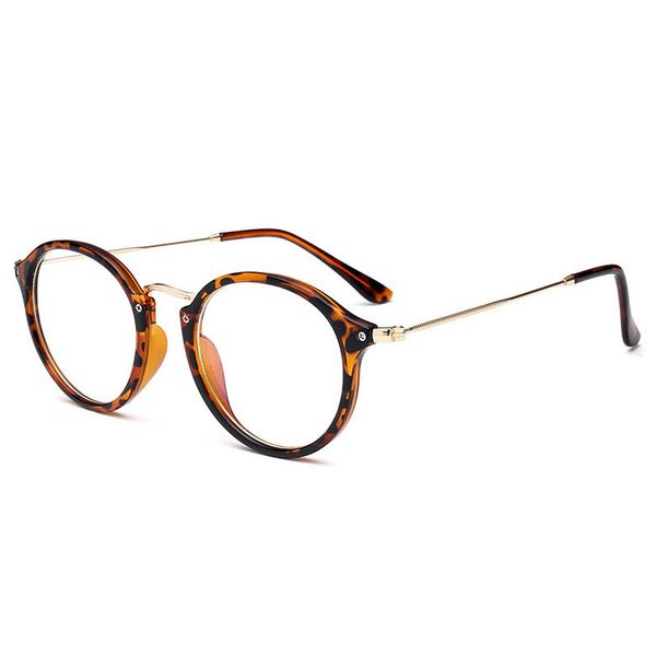 white transparent glasses
