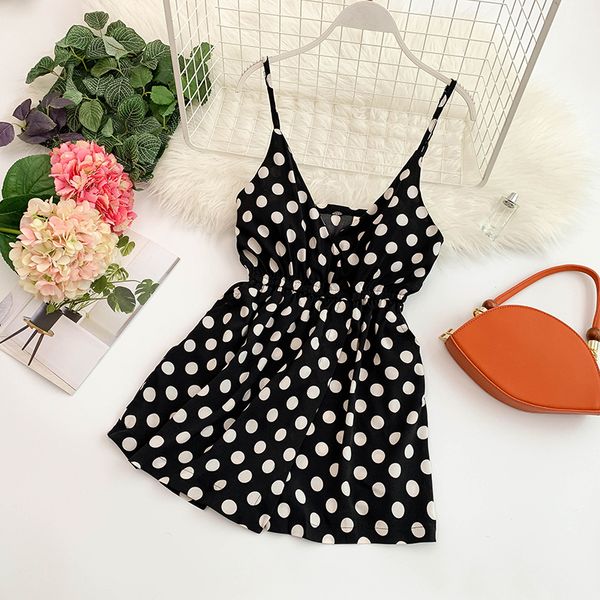 

2019 new fashion women's jumpsuits seaside holiday retro dot v-neck exposed sleeveless wide-leg shorts holiday jumpsuit, Black;white