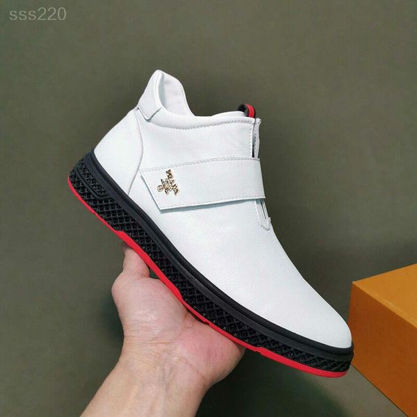 

men's cotton leather shoe plus velvet fur casual cotton shoes men warm men's cotton shoes leather wool custom shoes men, Black