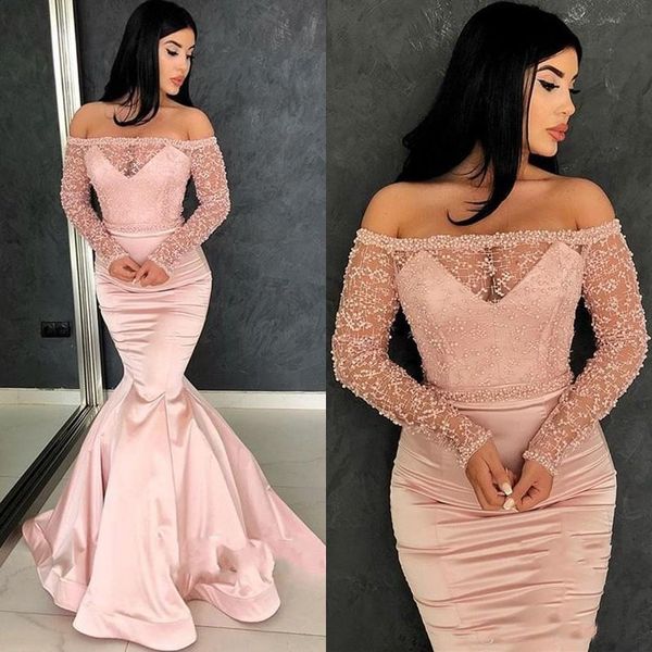 

Rose Pink Evening Dresses 2019 Off The Shoulders Long Sleeved Prom Gowns See Through With Beadings Pageant Dress
