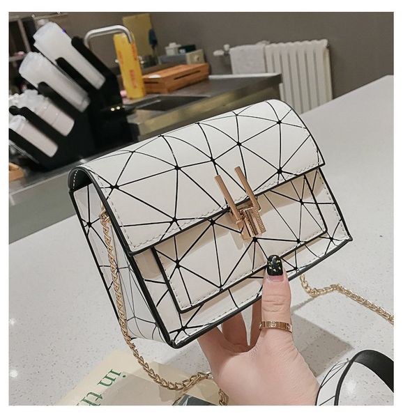 

british fashion simple small square bag women's handbag 2020 high-quality pu leather chain mobile phone shoulder bags