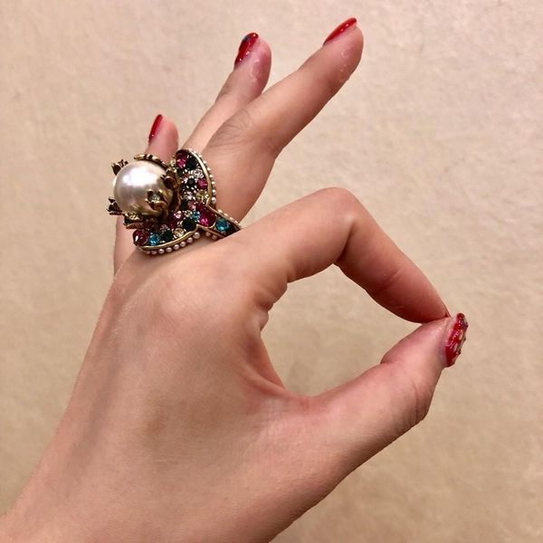 

2019 fashion trend glossy semi-closed scale snake bone ringpp