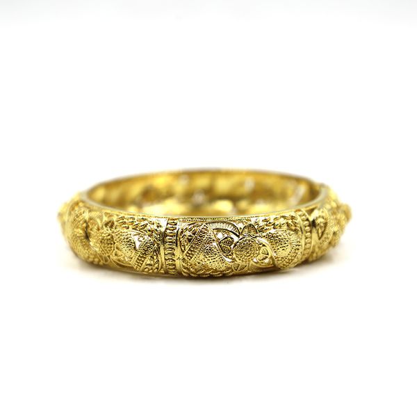

open gold bracelet, suitable for ladies in the middle east, dubai, africa, egypt, sudan,fashion, precious gold bracelet, Black