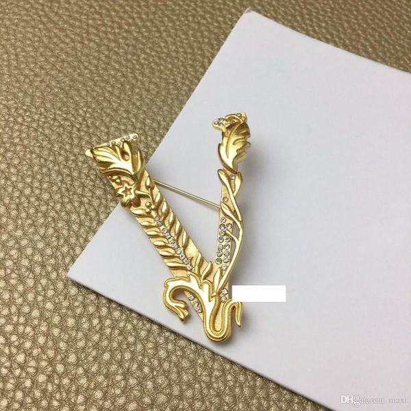 

maxi высокого качества v письмо красивый брошь v характер стильная личность популярные броши, шикарный аксессуар для модных девушек, Gray