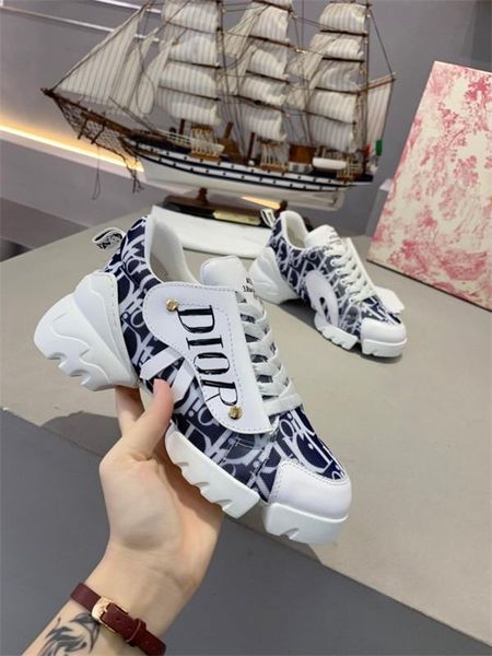 

triple s platform sneakers shoes women chaussures paris 17fw triple shoes luxury shoes, Black;red
