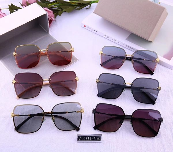 

2020 women's frameless plate tide polarization sunglasses metal plate legs 72005, Black