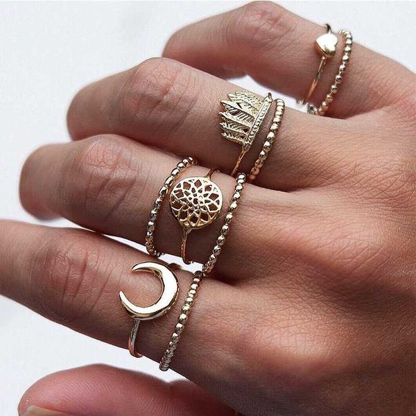 

exquisite women rings heart shape crown moon dream catcher hollow geometric gold ring set female joint jewelry accessories, Golden;silver