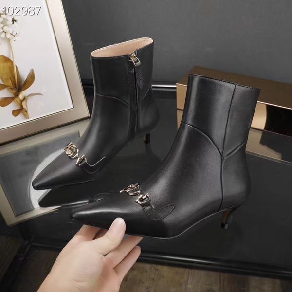 

lastest luxury22 boots womens shoes brand half ankle boot lady designerss genuine leather dress boots casual sneakers sports shoes, Black