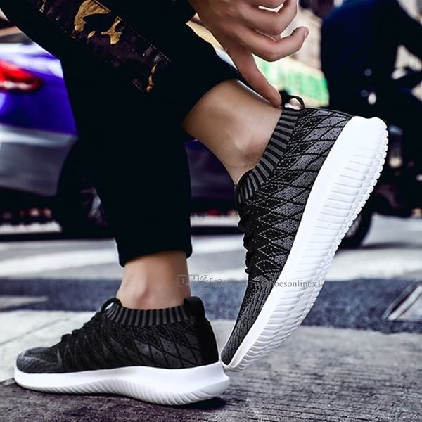 

2020 мода мужская обувь mesh дышащие кроссовки wlking мужчины обувь new комфортная lightweight running спортивная обувь cb202003176, White;red