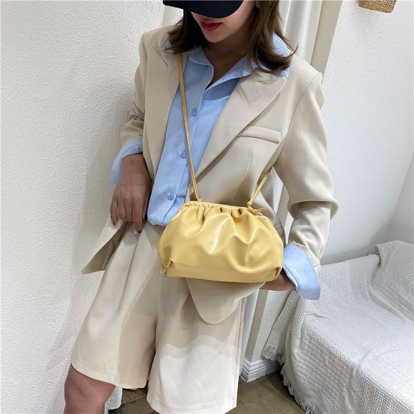 

2020 new shoulder bag women's casual fashion korean fold messenger bag