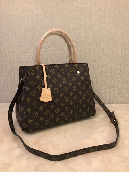 

AAA2018 hot classic luxury free shipping quality ladies pu leather portable Metis shoulder bag Messenger bag M40788