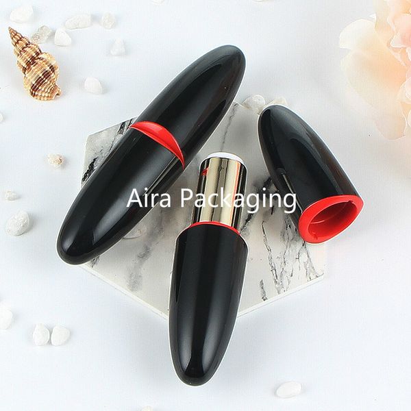 Plástico preto Cosmetic Batom Tubes Package 12,1 milímetros portátil Lip Balm Garrafa clássico Charming Professional Lip Rouge 30pcs / Lot