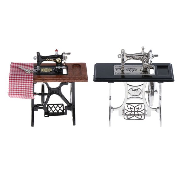

2pcs 1/12 dollhouse furniture metal sewing machine model decor toys