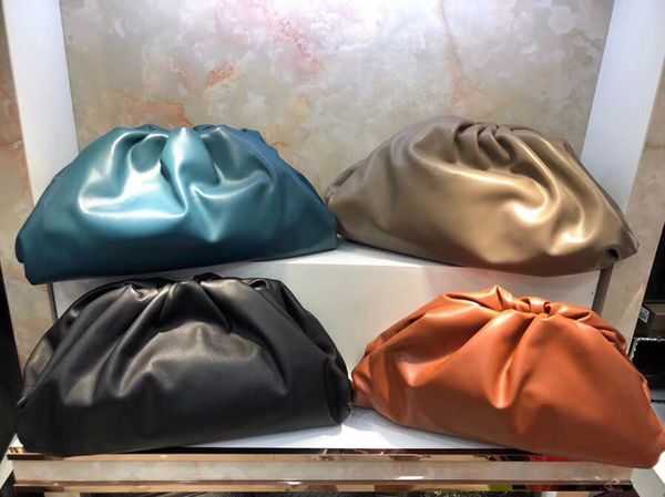 

new arrival 2019 summer fashion designer sell it cloud bag real genuine leather soft touch fashion lady handbag designer clutches bag