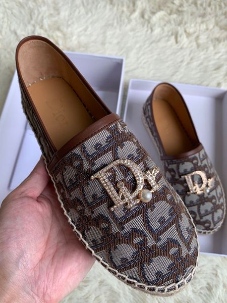 

2020 latest breathable four seasons fashion luxury leisure sports wild travel work women's shoes jogging shoes fast delivery, Black