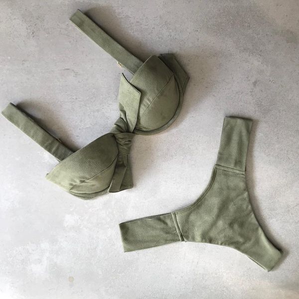 

2019 women's split swimsuit chest knot steel holder deerskin velvet pure color swimsuit bikini bikini, White;black