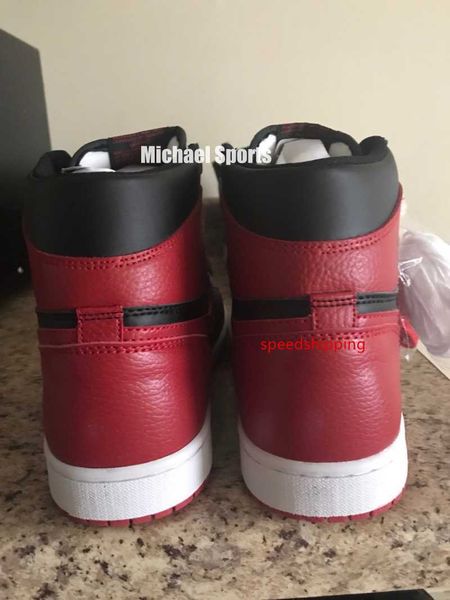

1s classic og 1 basketball shoes tumbled genuine leather bred black red gym shoes mens women sneakers michael sports