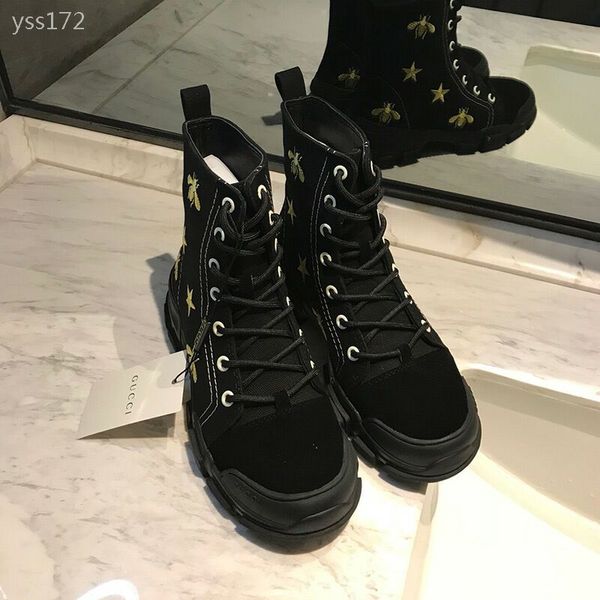 

leisure martin boots lace-up female british wind 2020 new autumn tide canvas thick bottom winter small boots original packaging, Black