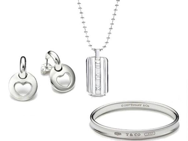 

Продажа горячих 2019 Новые серебряные бренды Tiffany925 Ожерелье и браслет + серьги Подарки с коробкой бесплатная доставка