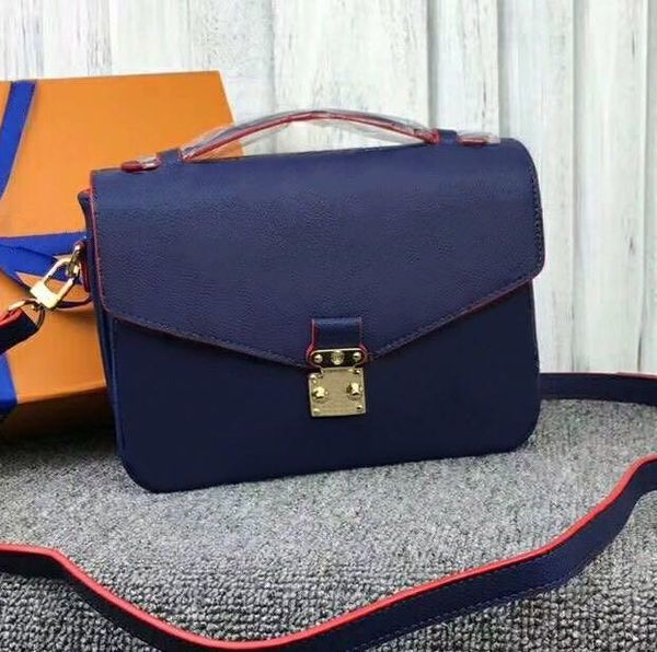 

designer-warp leather presbyopic embossed messenger bag retro shoulder slung handbag fashion soft leather flip lock small square bag