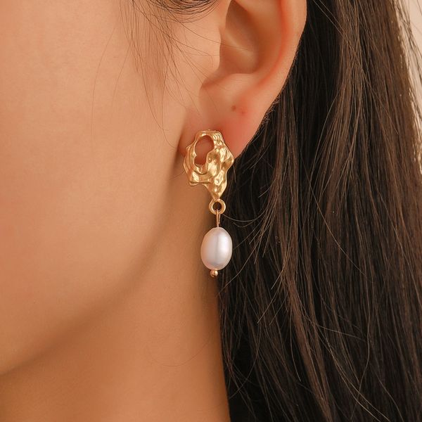 

2019 новые популярные горячие модные серьги европейский и американский стиль нерегулярные геометрические жемчужные серьги для женщин ювелирн, Silver