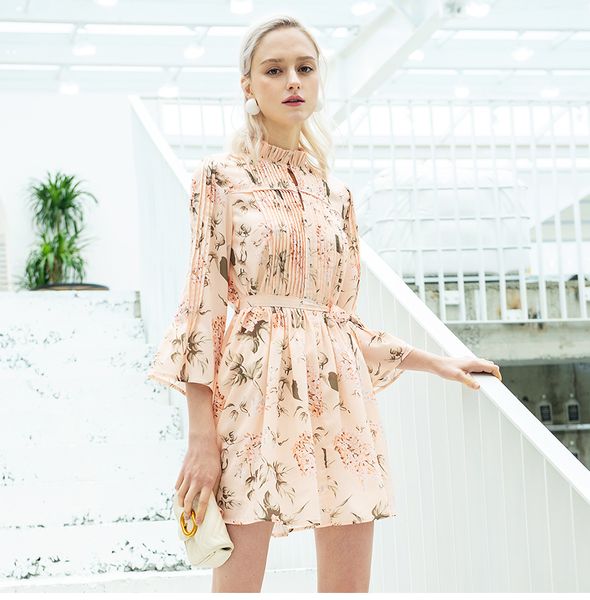 

pleated chiffon dress french retro loose large size floral bottoming long skirt fairy long sleeve floral chiffon dress loose skirt, White;black