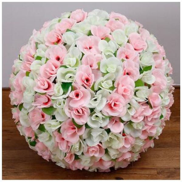 Nouvelle variété de boules de fleurs roses avec feuille verte, boule de baiser de mariée pour décorations de mariage, décoration d'hôtel et de centre commercial
