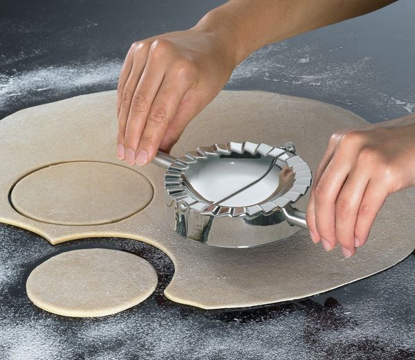 

new pie tools stainless steel ravioli mold dumpling press maker wrapper pierogie pie crimper pastry dough cutter kitchen gadgets
