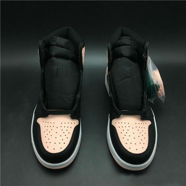 

with box 1 high og crimson tint i pink black men basketball designer shoes sneakers sports outdoor trainers