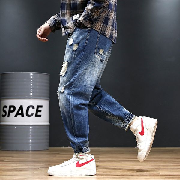 

2020 summer new mens jeans casual men harem pants men europe and america loose capris fashion holes washed jeans 2 colors plus size, Blue