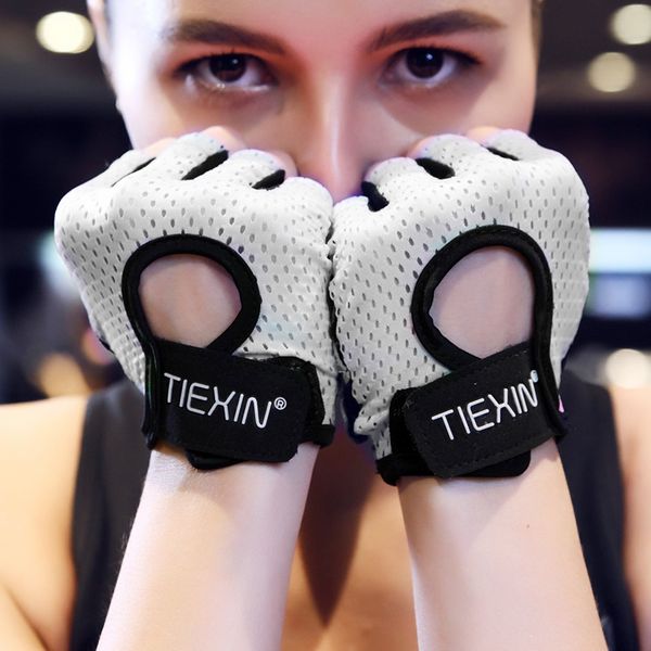 

female fitness half finger gloves male thin hand guards couples summer training sport gloves, Black;red