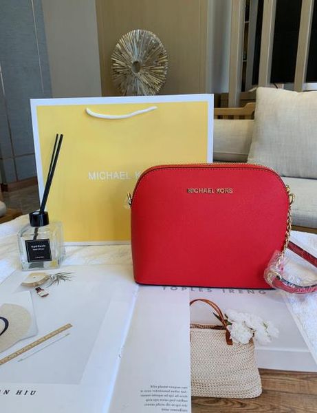 

2019 year de igner houlder bag handbag women chain houlder bag famou genuine leather cro body bag mall pur e