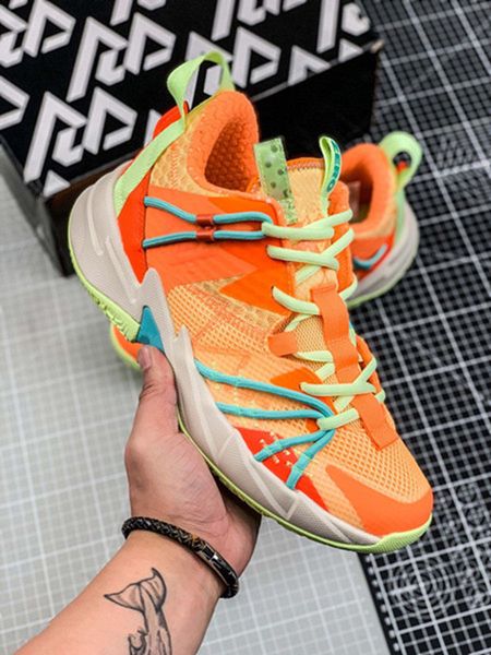 

russell westbrook iii why not zero.3 atomic orange mens basketball shoes for rainbow melon tint sneakers shoes with box, Black