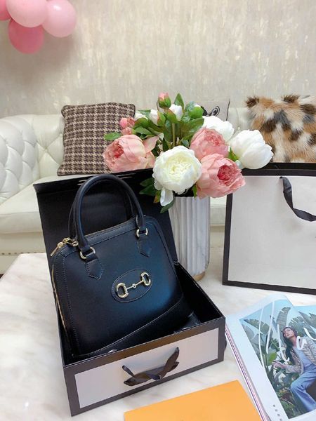 

2020 new fashion women's bag handbag simple shoulder bag messenger bags