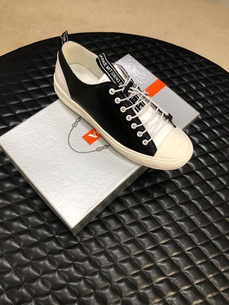 

2020 latest leather casual shoes men's casual shoes fashion trend comfortable shoe size 38-45 type 39745400632a